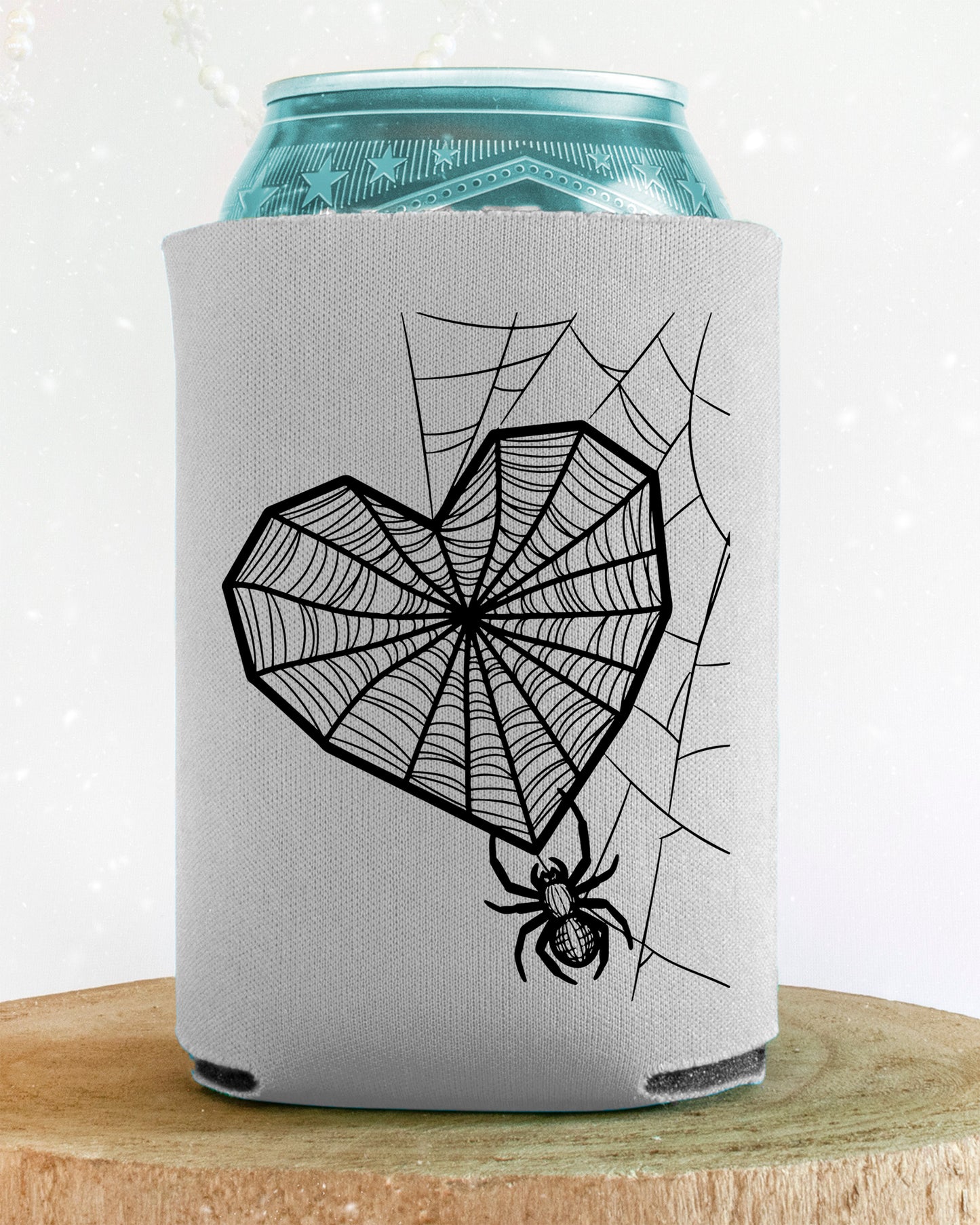Love Is a Trap Can Cooler